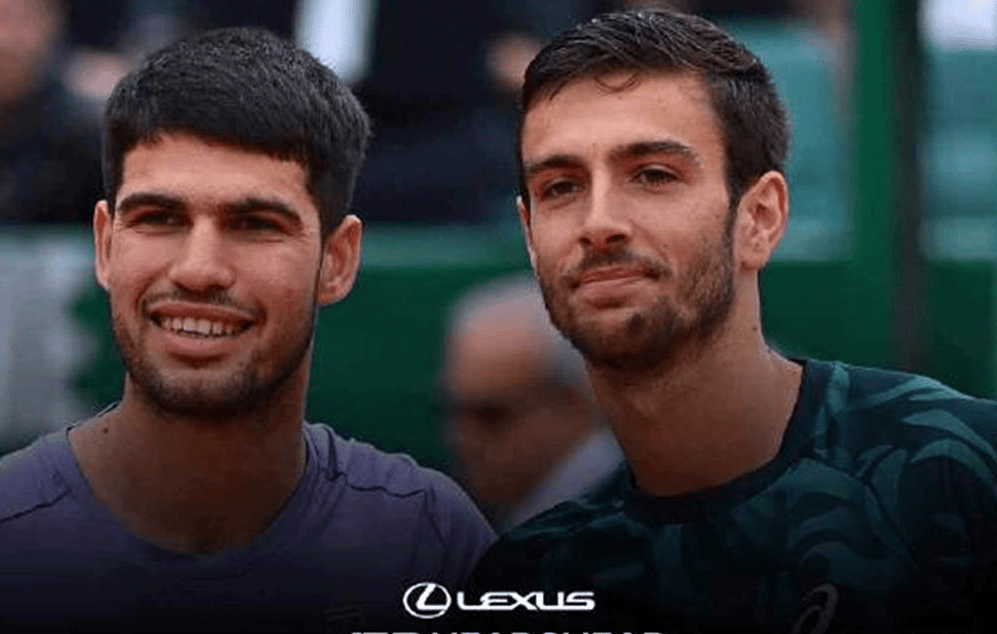 越成绩位居 越成绩位居